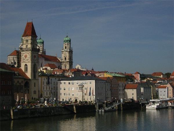 Passau to Vienna cycling holiday in Austria and Germany