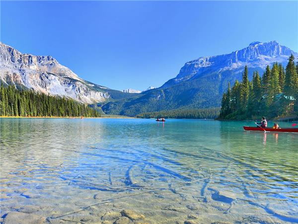 Hiking in the Canadian Rockies holiday