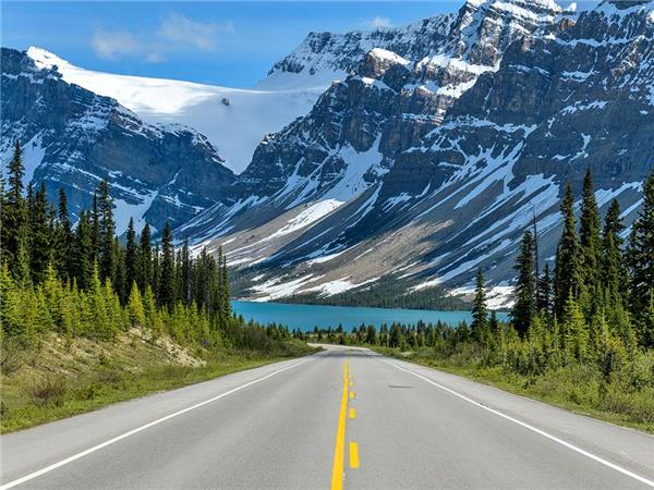 Hiking in the Canadian Rockies holiday