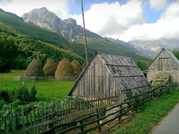 Montenegro holiday, mountains, rivers & canyons of the north