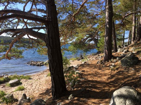 Stockholm archipelago walking holiday