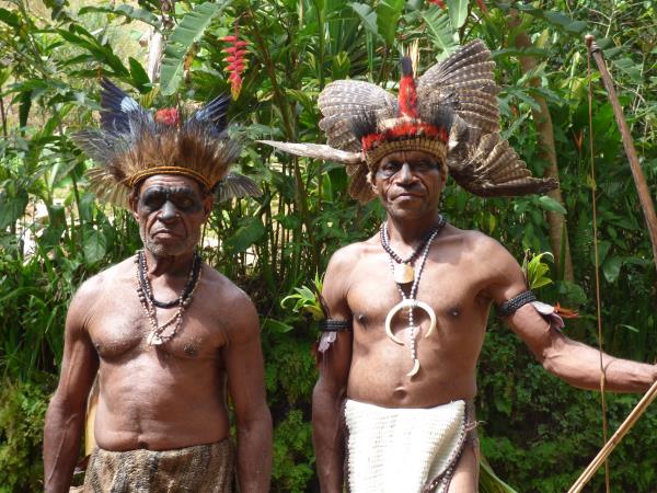 Papua New Guinea tour, cultures & customs