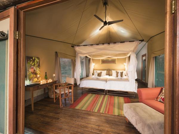 Namibia tours under canvas, small group safari