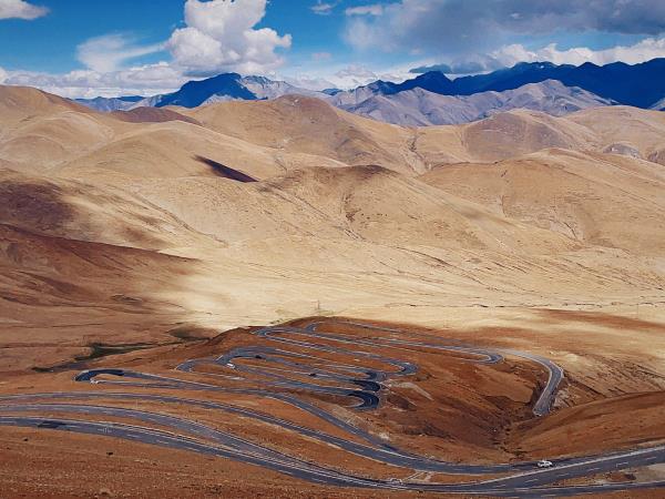 Lhasa to Tibet Everest Base Camp tour 