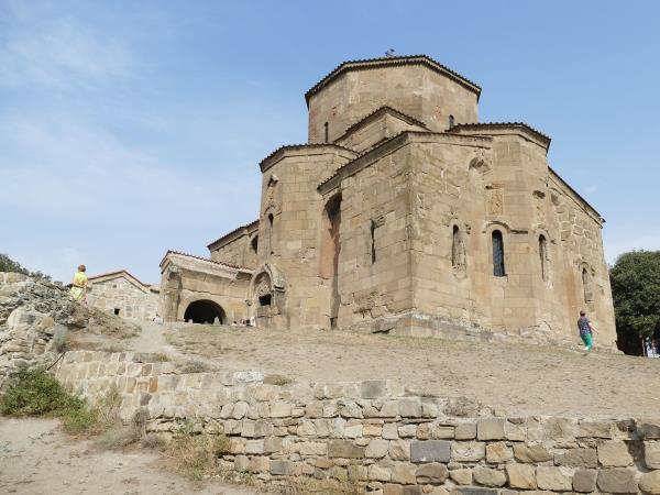 Caucasus guided discovery tour 