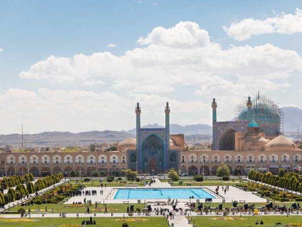 Iran highlights holiday, 9 days